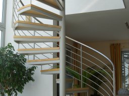 Spindeltreppe innen-001
